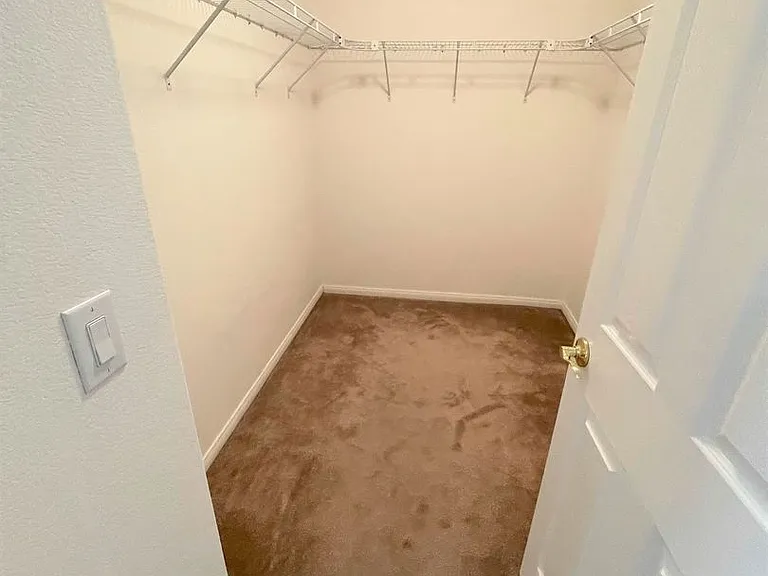 10595 Salmon Leap St — Photo 29