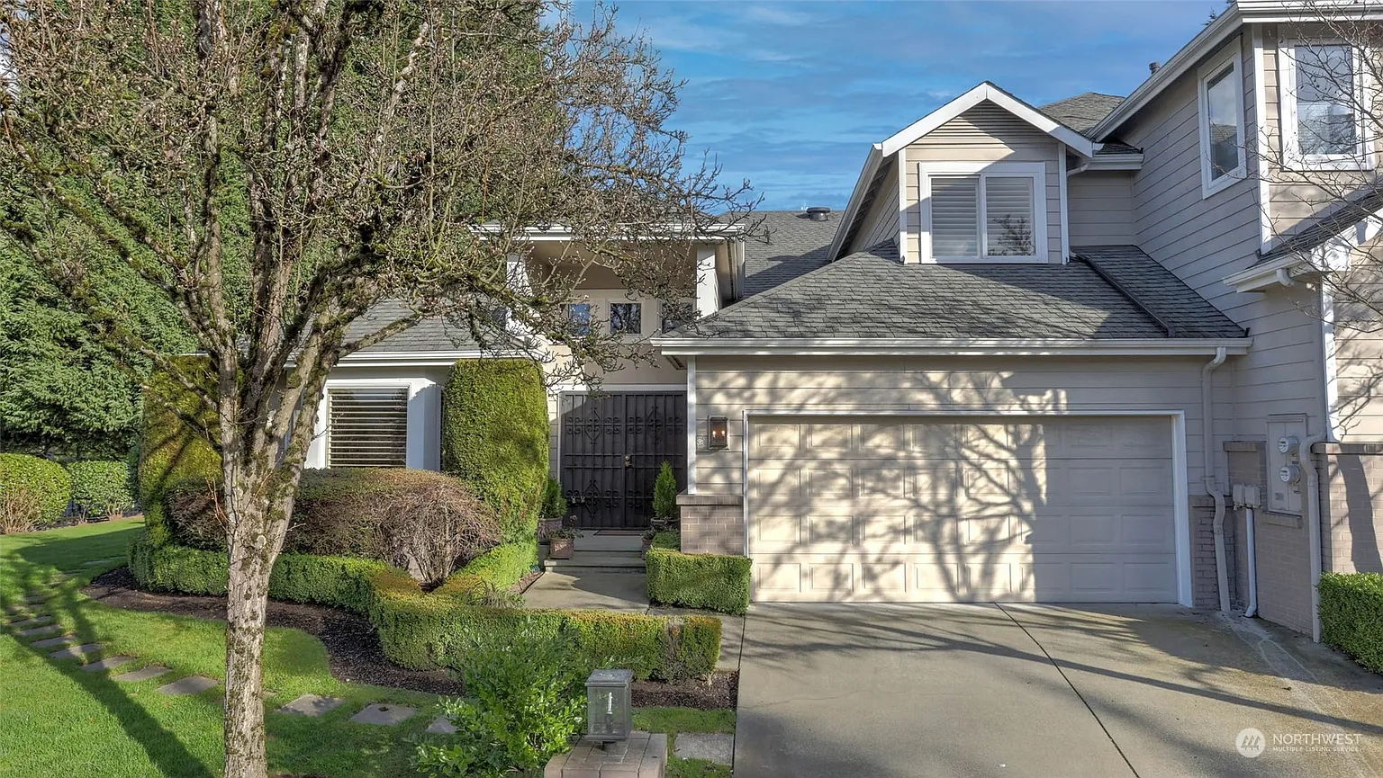 132 8th Lane photo 1