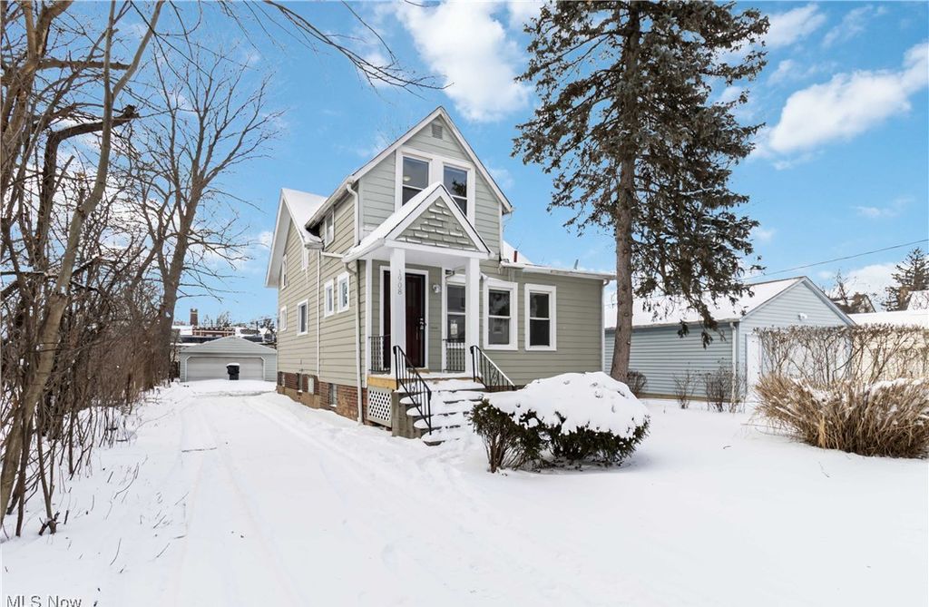 Real estate listing image