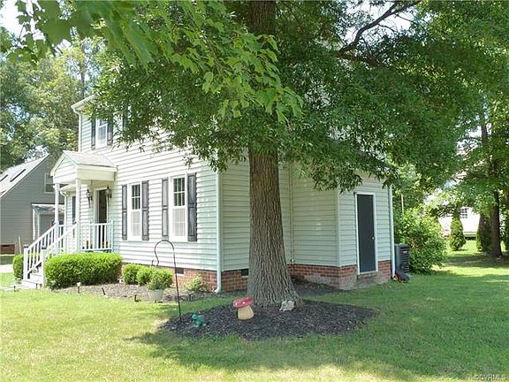 4th image of 2400 Brandon Forest Ct