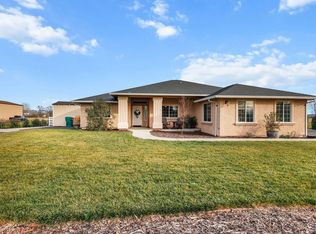 3803 Drybread Rd, Cottonwood, CA 96022