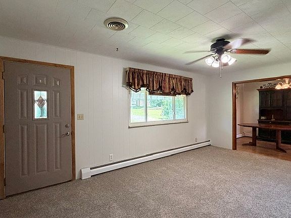 4th image of 274 Reading St