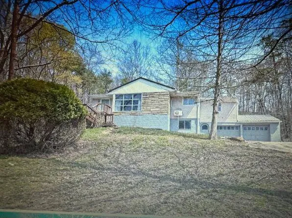 4518 Roberts Dr, Ashland, KY 41102