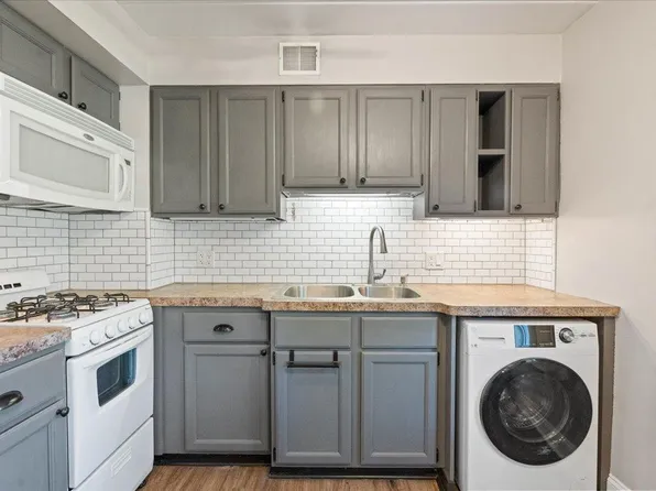 3 Sherman Terrace #3, Madison, WI 53704