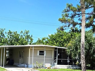 196 Blackburn Blvd, North Port, FL 34287