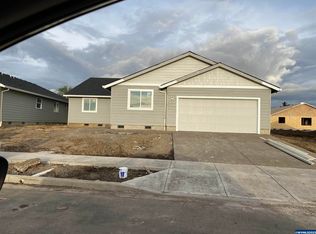 380 Yvonne St, Woodburn, OR 97071