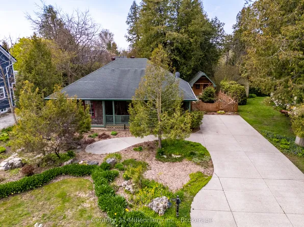 203 Summerhill Rd, Saugeen Shores, ON N0H 2L0