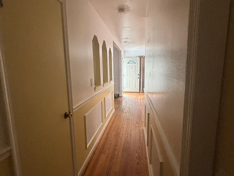 8812 35th Ave — Photo 36