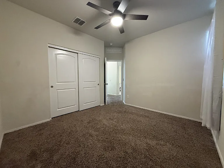30187 W Avalon Dr — Photo 19