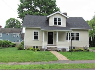 28 Thorpe Rd, Needham, MA 02494