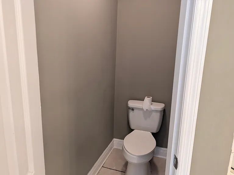 3327 Golden Rain Dr — Photo 28