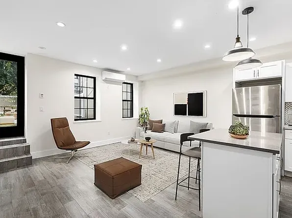 1245 Putnam Avenue image 2 of 10