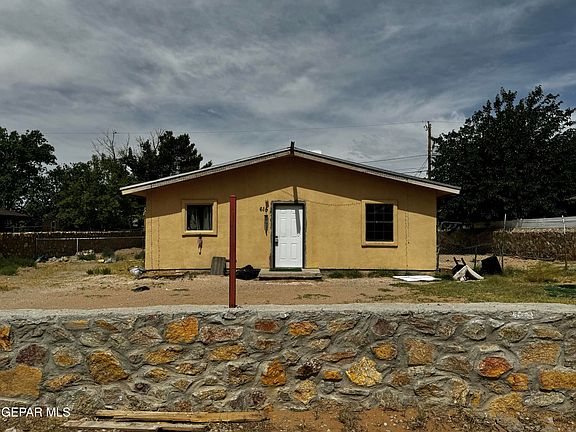 2nd image of 615 Zinc Pl