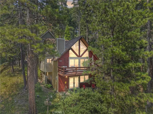 27380 Oakwood Dr, Lake Arrowhead, CA 92352