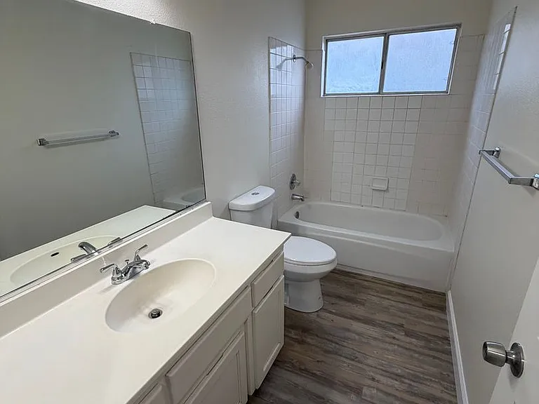 5111 W Fremont Ave — Photo 8