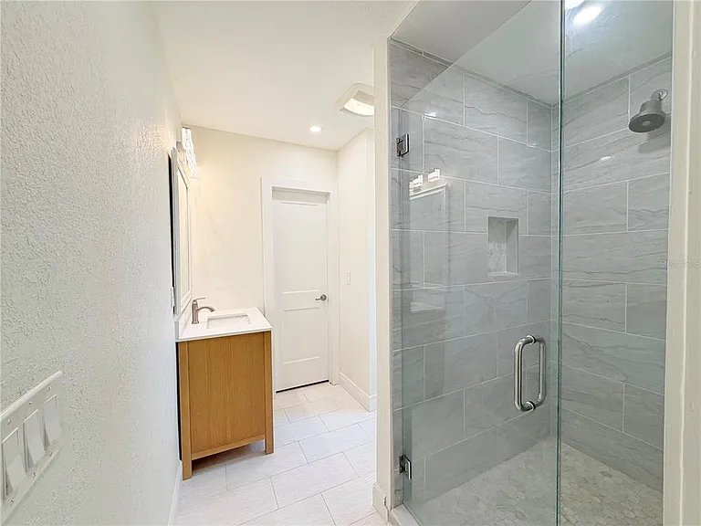 1843 Oklahoma Ave NE — Photo 21