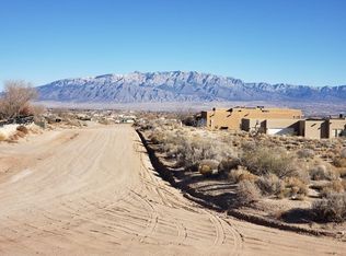 1013 7th St SE, Rio Rancho, NM 87124