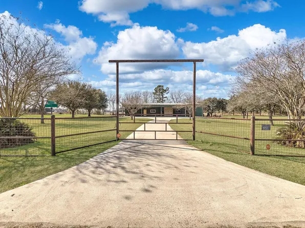 1399 County Road 611, Dayton, TX 77535