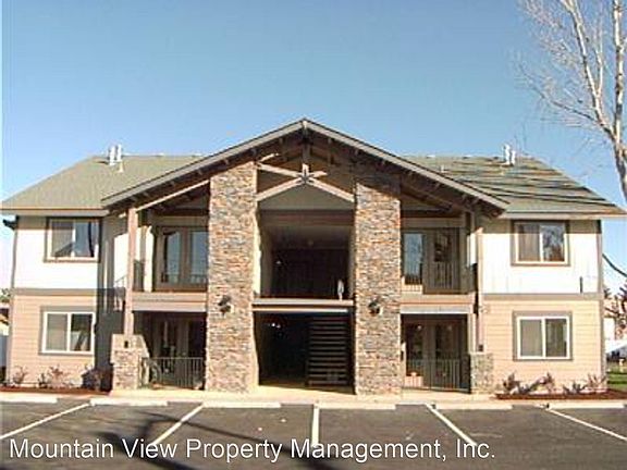 2nd image of 253 NE Greenwood Ave #11453148