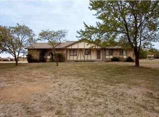 14527 S 32nd St, Benton, KS 67017