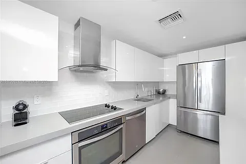 1 bed, 1.5 bath, 865 sqft, $3,350 — Photo 4