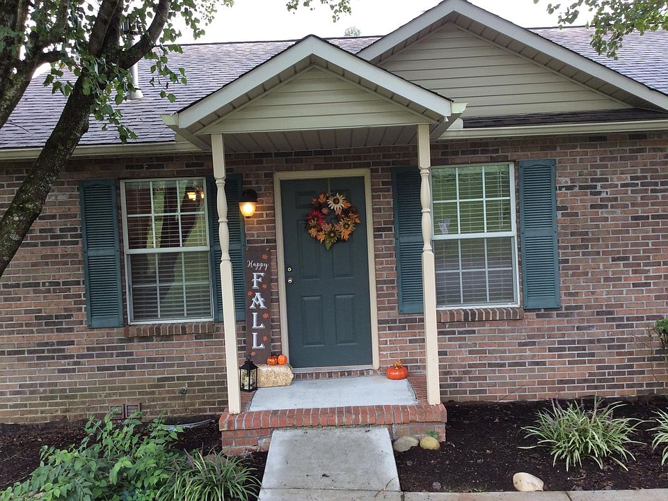 1st image of 9009 Barbee Ln