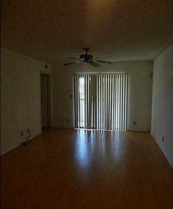 4th image of 9976 Nob Hill Ct #9976