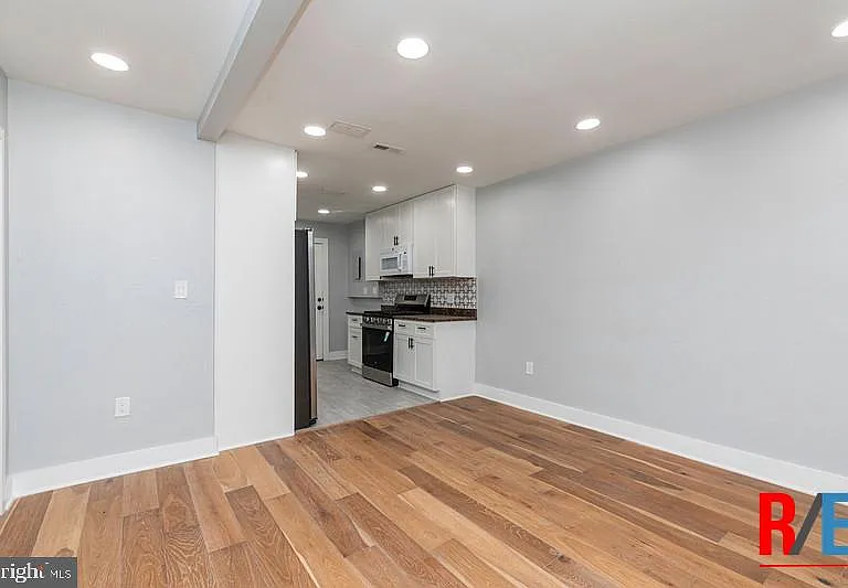4100 Queensbury Rd #1 — Photo 8