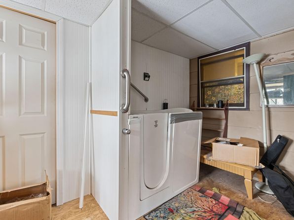 lewiston-maine-120625293 picture