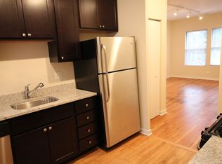 6975 N Greenview Ave APT 2S, Chicago, IL 60626