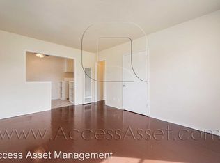 2737 Iris St #2735, Riverside, CA 92507