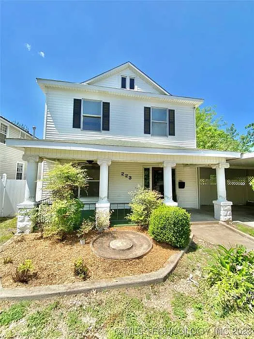 4 bed, 2116 sqft, $1,650 — Photo 1