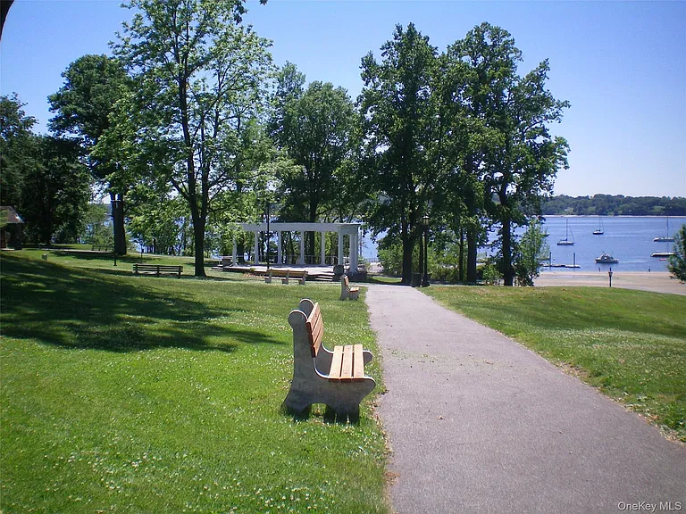 22 Town Path #2 — Photo 24