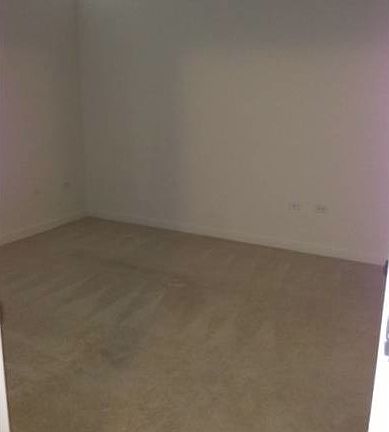 4th image of 50 E 16th St Unit 802