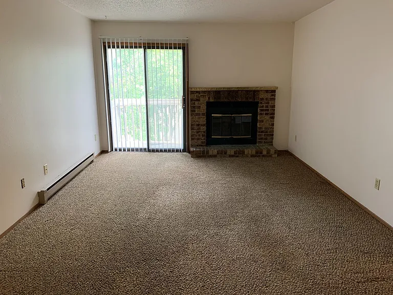 Gatewood Apartments — Photo 40