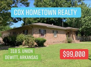 318 S Union St, De Witt, AR 72042