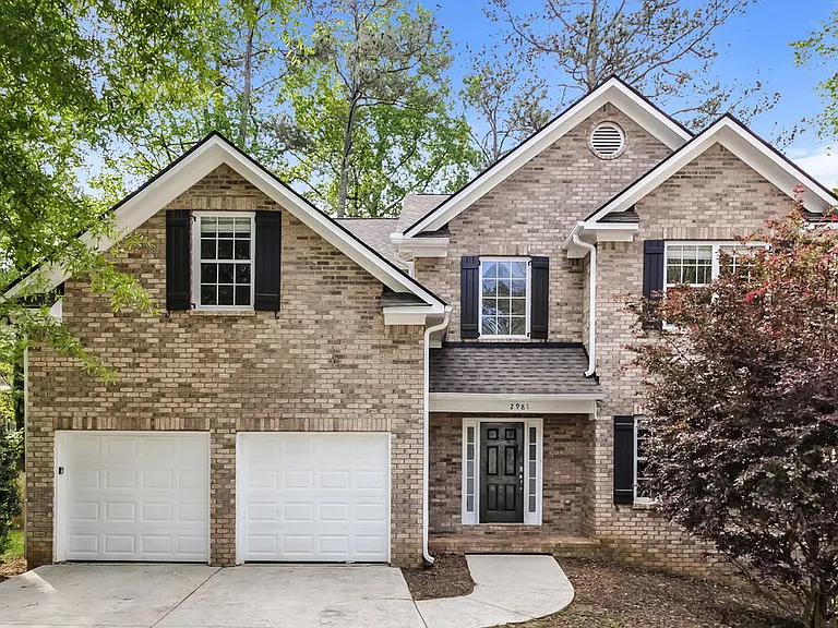 2981 Courtland Oaks Trl SW — Photo 1