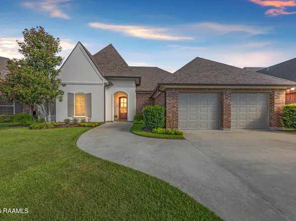 201 Cane Creek Dr, Broussard, LA 70518
