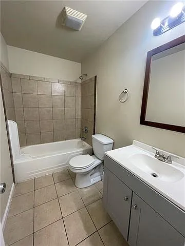 4056 Durand St #1 — Photo 9