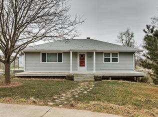 3209 Chandler Rd W, Bellevue, NE 68147