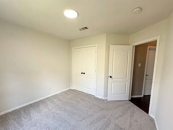 2nd image of 6889 Hickory Hollow Ln