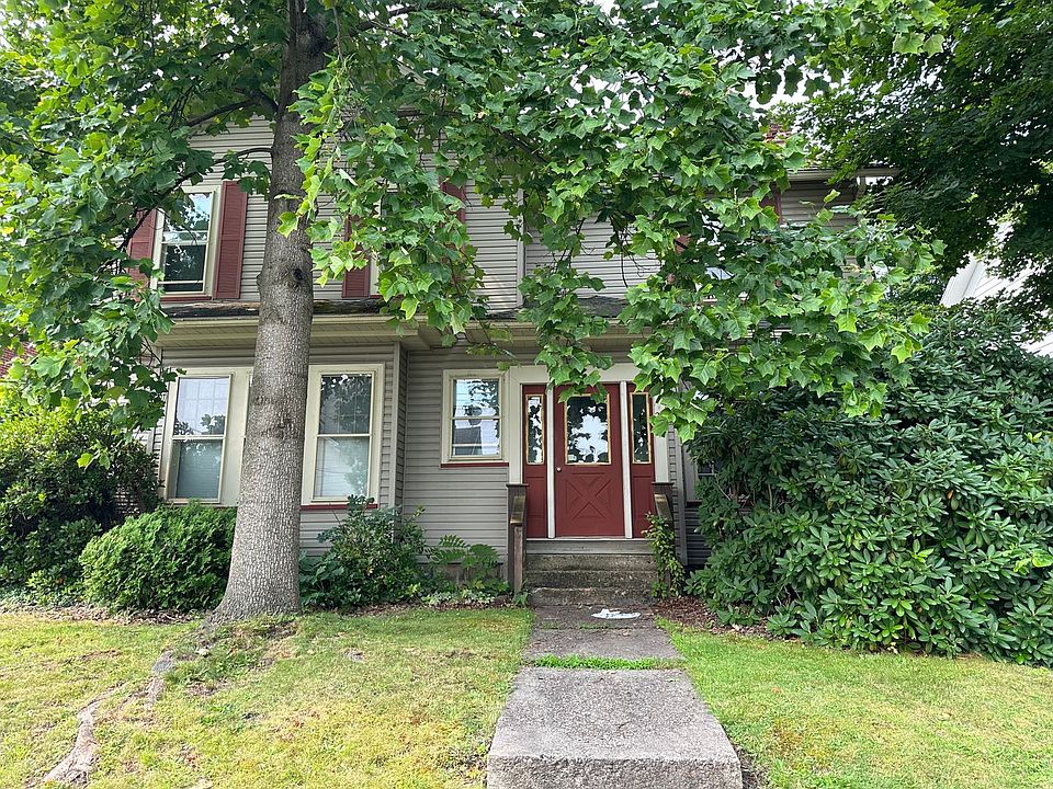 1st image of 218 College Ave #B