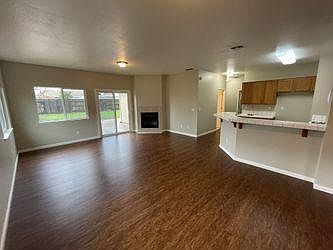 3rd image of 7725 Manorside Dr