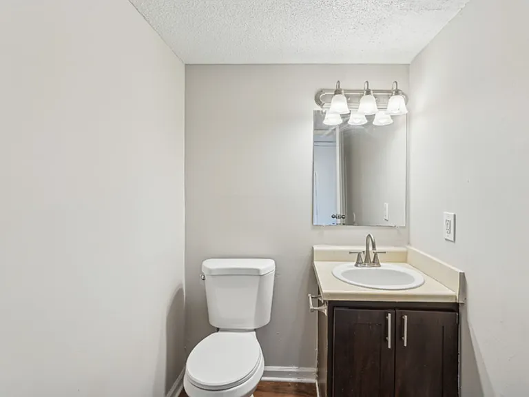 Rosewood Townhomes — Photo 9