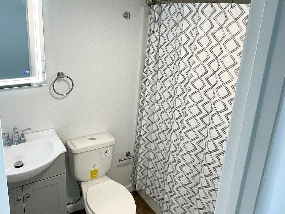 2nd image of 340 Sanderson St #5