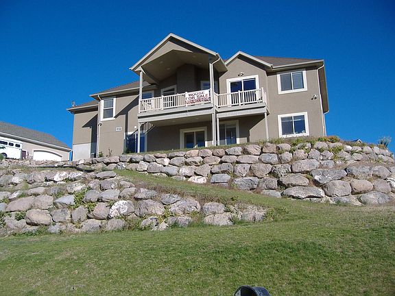 .96 acre terraced/horse property