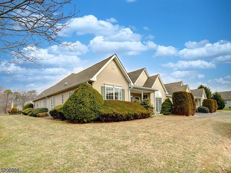 3 Foxwood Rd, Lakewood, NJ 08701 Zillow