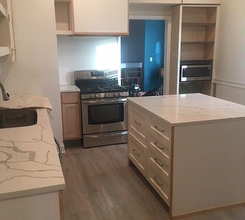 3rd image of 2834 N Troy St #1