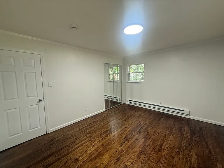 304 Iroquois Trl — Photo 9