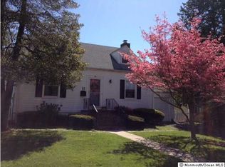 43 Salem Ln, Little Silver, NJ 07739